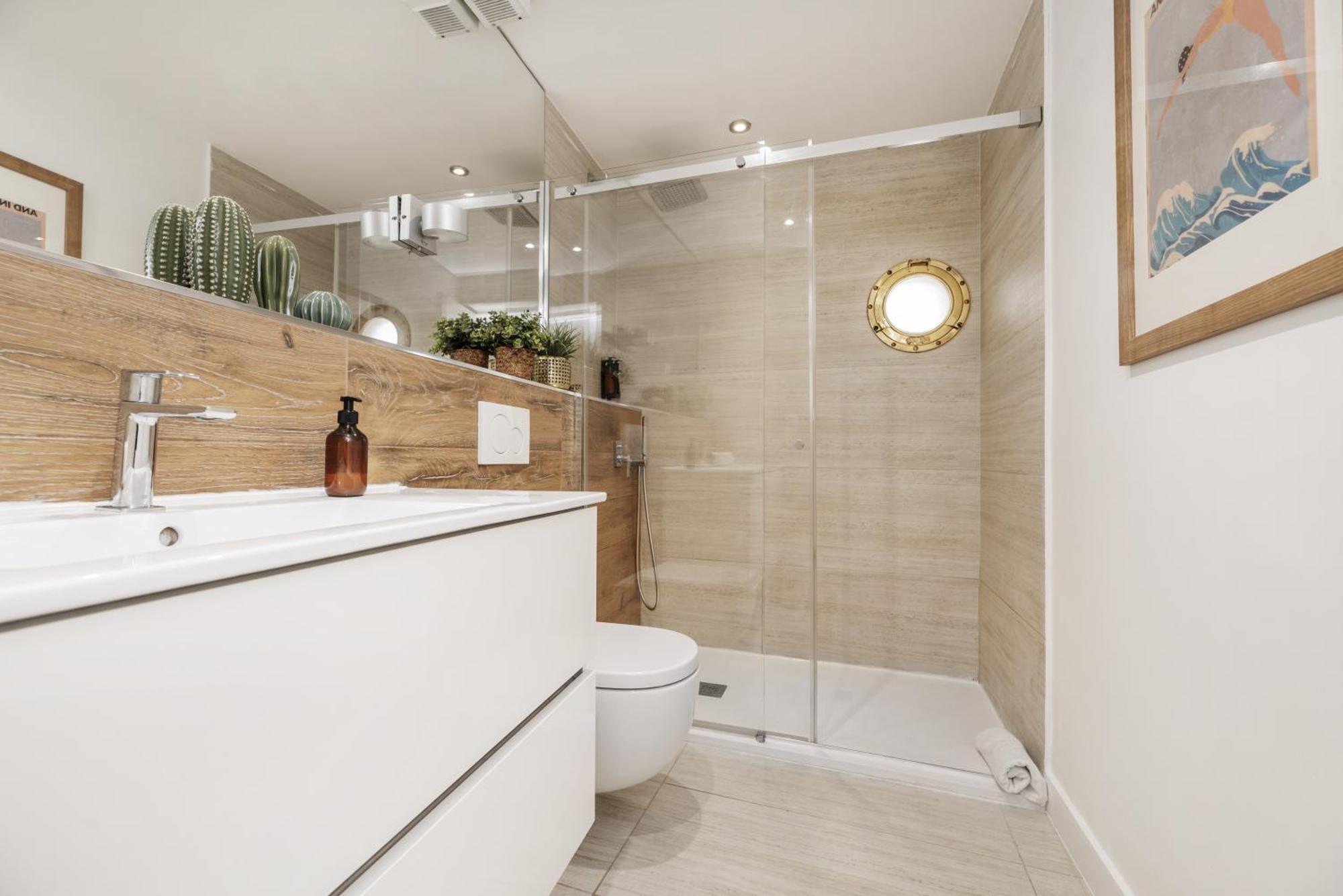 Coqueto Atico Apartment Madrid Exterior photo